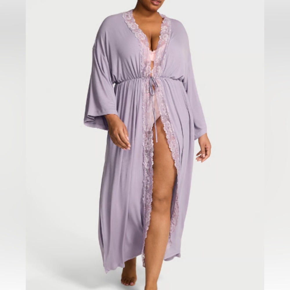 Victoria's Secret Lavender Lace Long Robe Size M/L Cozy NEW